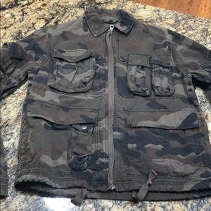 Gap size small camo jacket men or women’s